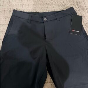 lululemon athletica Men’s Navy blue Flat-Front Performance Shorts